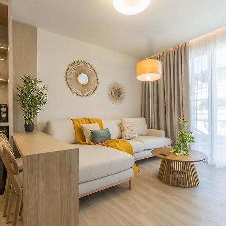 The Mediterranean Suites Pireu Exterior foto